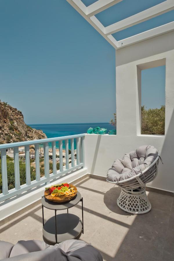 Enilion Luxury Suites Кира Панагя Экстерьер фото