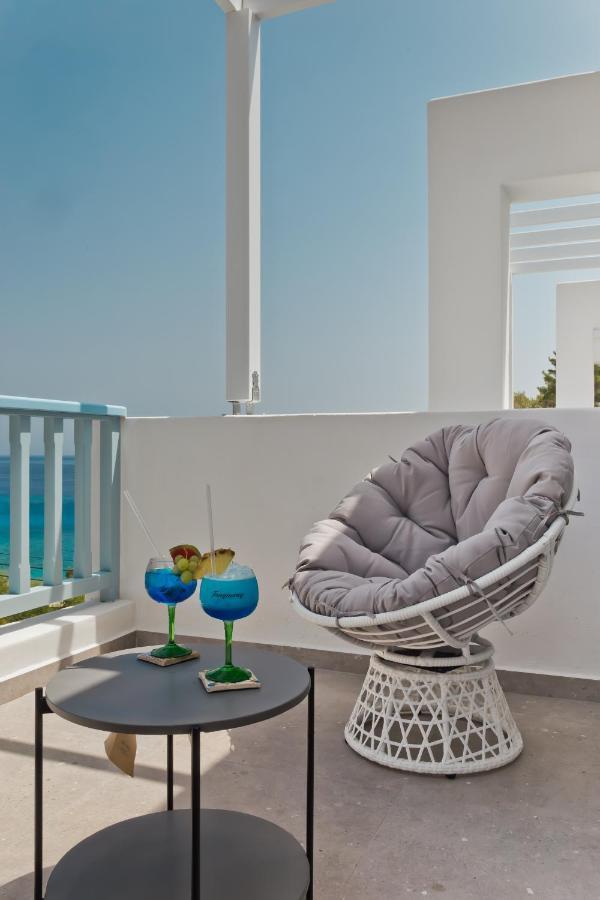 Enilion Luxury Suites Кира Панагя Экстерьер фото