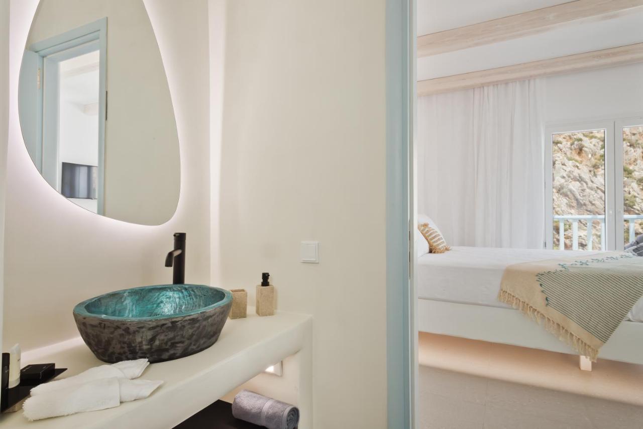 Enilion Luxury Suites Кира Панагя Экстерьер фото