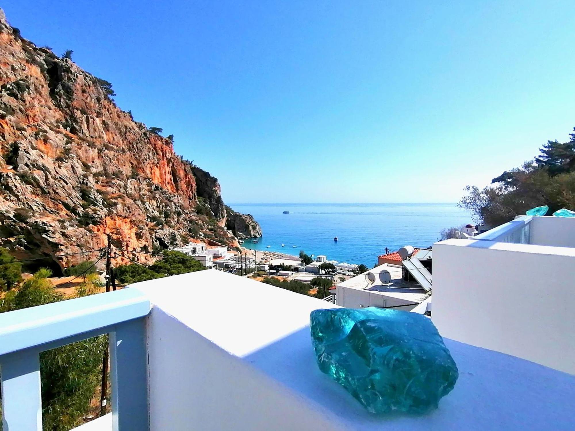 Enilion Luxury Suites Кира Панагя Экстерьер фото