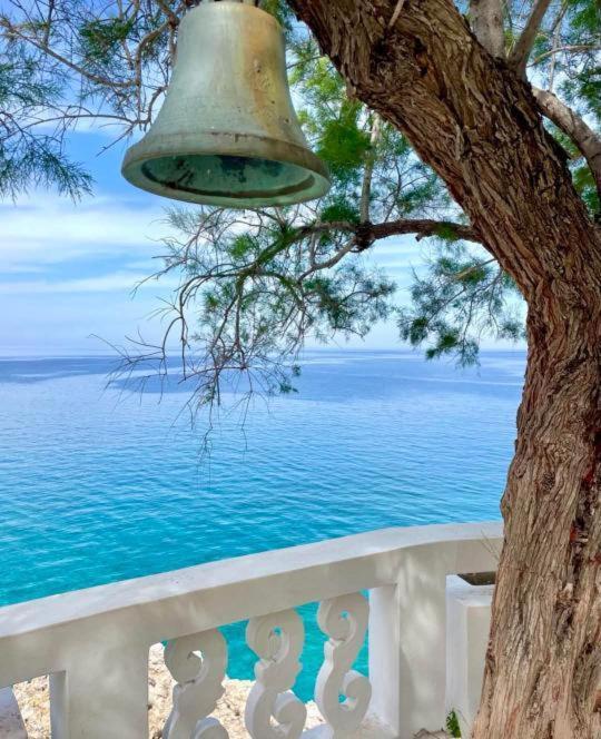 Enilion Luxury Suites Кира Панагя Экстерьер фото